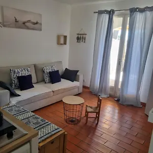 En Résidence Privée Proche Appartement Sausset-les-Pins